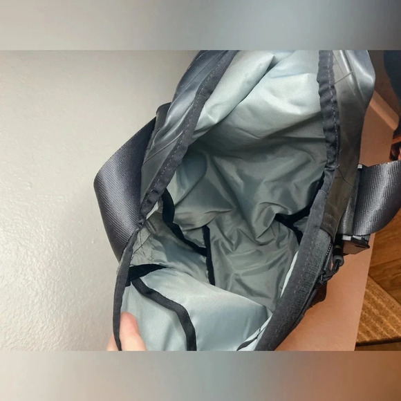 Give Back Goods Up-cycled Shoulder Bag- Made in the USA from Bicycle tubes Black - Picture 8 of 8